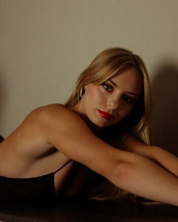 elizavettka Leaked Nude OnlyFans (Photo 2)