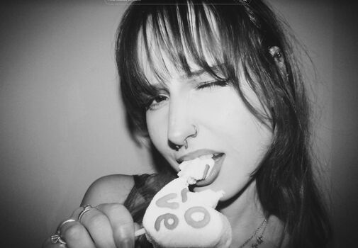elizxaq Leaked Nude OnlyFans (Photo 5)