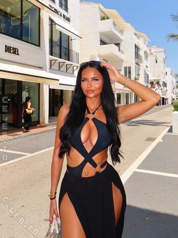Eljana.kva Leaked Nude OnlyFans (Photo 1)