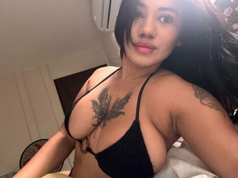 Elky Ochoa Leaked Nude OnlyFans (Photo 5)