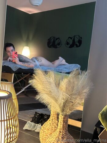 ella_malina Leaked Nude OnlyFans (Photo 14)