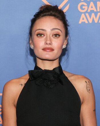 Ella Purnell