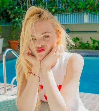 Elle Fanning