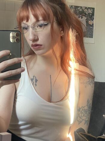 Ellie Haze Leaked Nude OnlyFans (Photo 4)