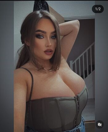 ellielou989