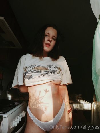 elly_yes Leaked Nude OnlyFans (Photo 25)