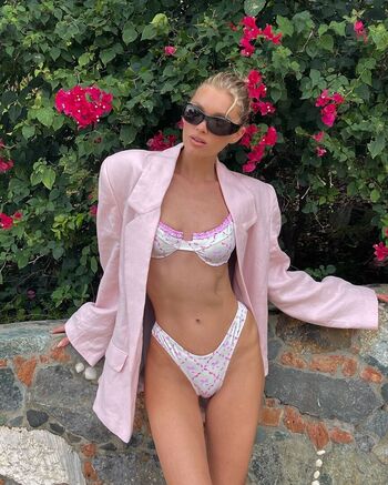 Elsa Hosk