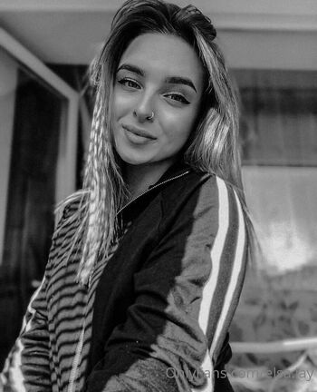 elsa.jay Leaked Nude OnlyFans (Photo 54)