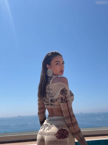 Elvana gjata Leaked Nude OnlyFans (Photo 3)