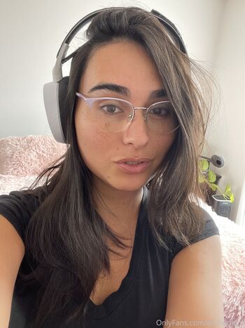 emberfiera Leaked Nude OnlyFans (Photo 19)