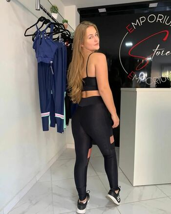 Emilly Schellmann Leaked Nude OnlyFans (Photo 5)