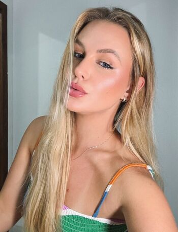 Emilly Schellmann Leaked Nude OnlyFans (Photo 27)