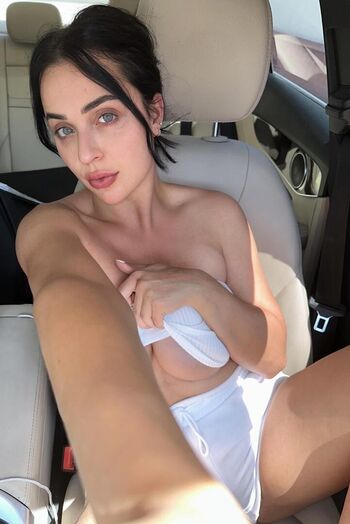 Emily Green Leaked Nude OnlyFans (Photo 29)