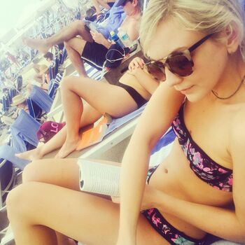 Emily Kinney Leaked Nude OnlyFans (Photo 45)