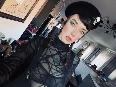 Emily Louise Leaked Nude OnlyFans (Photo 1)