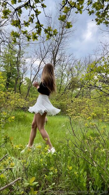 emily_murr