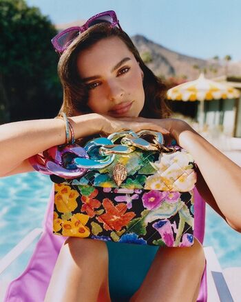 Emily Ratajkowski
