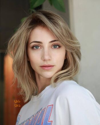 Emily Rudd Leaked Nude OnlyFans (Photo 87)