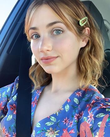 Emily Rudd Leaked Nude OnlyFans (Photo 93)