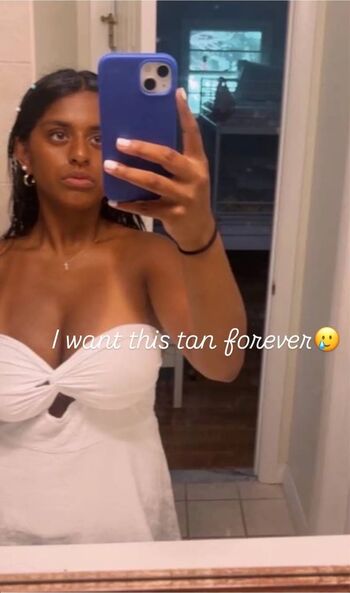 emily.santttt Leaked Nude OnlyFans (Photo 18)