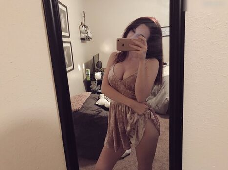 EmiOk Leaked Nude OnlyFans (Photo 42)