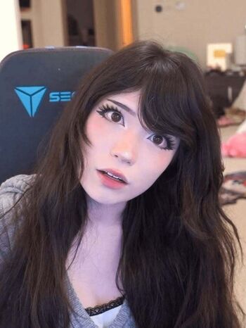 Emiru Leaked Nude OnlyFans (Photo 1093)