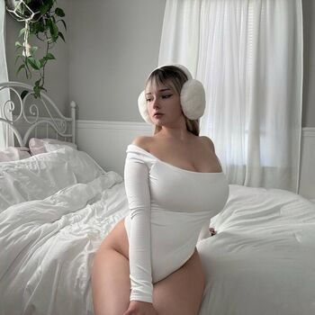 Emixomiu Leaked Nude OnlyFans (Photo 3)