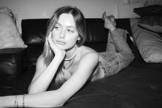 Emma Greenberg Leaked Nude OnlyFans (Photo 26)