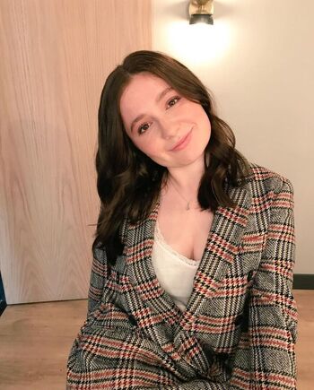 Emma Kenney Leaked Nude OnlyFans (Photo 206)