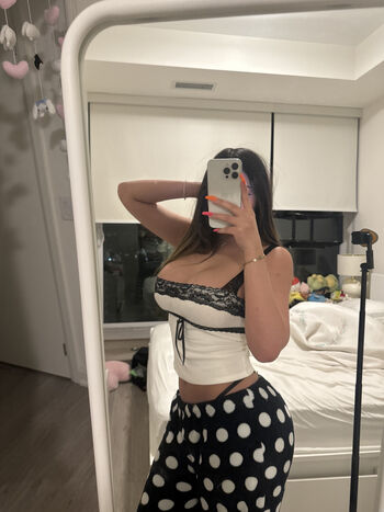 Emma Lvxx