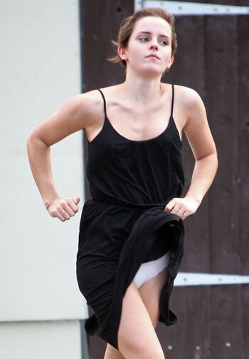 Emma Watson Leaked Nude OnlyFans (Photo 673)