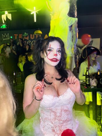 eossssia Leaked Nude OnlyFans (Photo 1)