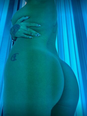 erarose Leaked Nude OnlyFans (Photo 5)