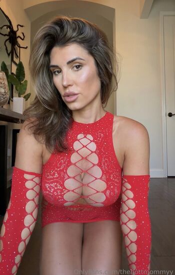 Erica Powell Leaked Nude OnlyFans (Photo 1)