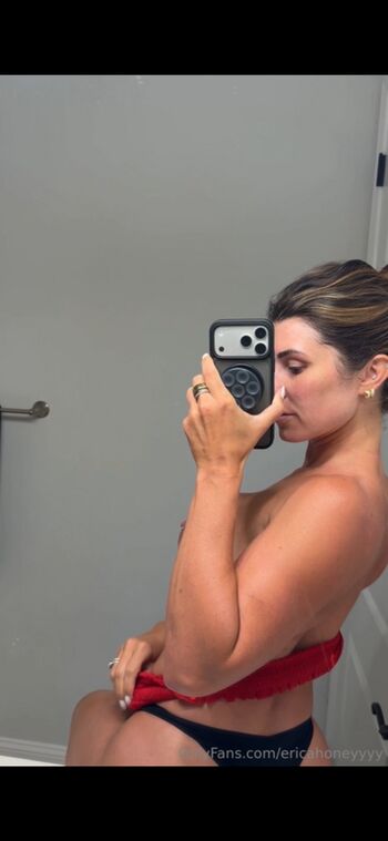 Erica Powell Leaked Nude OnlyFans (Photo 3)