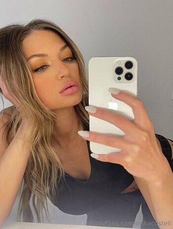 erikacostell Leaked Nude OnlyFans (Photo 28)