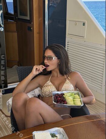 Esra Algac Leaked Nude OnlyFans (Photo 3)