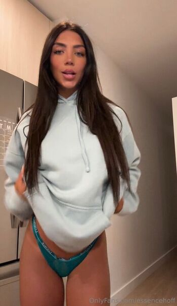 essencehoff Leaked Nude OnlyFans (Photo 18)