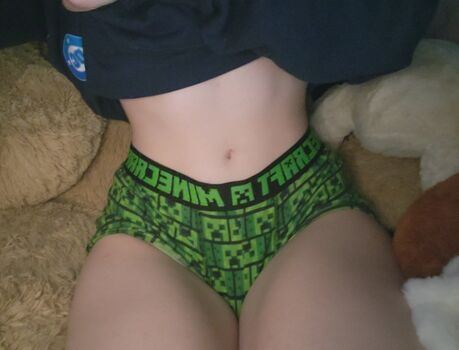 estelle_desires Leaked Nude OnlyFans (Photo 2)