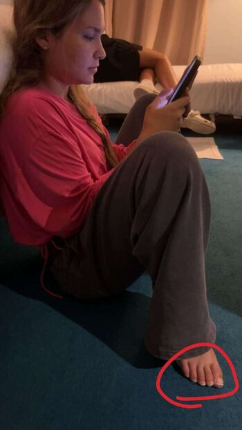 Ester Dobrik Leaked Nude OnlyFans (Photo 30)