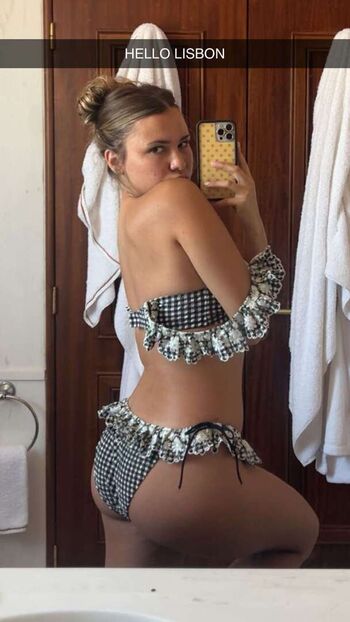 Ester Dobrik Leaked Nude OnlyFans (Photo 34)