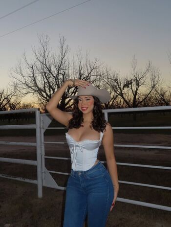 Estrella Stefanie Martinez Leaked Nude OnlyFans (Photo 1)