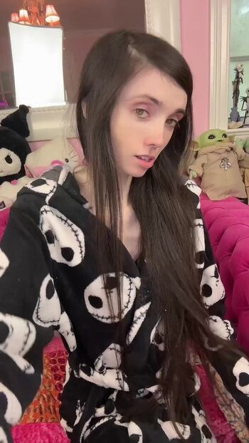 Eugenia Cooney Leaked Nude OnlyFans (Photo 46)