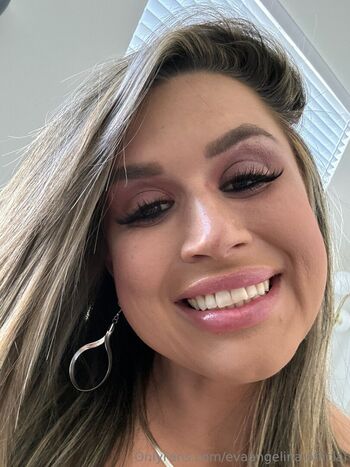 Eva Angelina