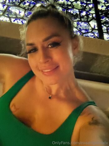 Eva Angelina