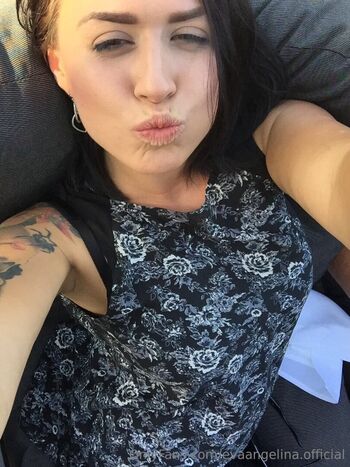 Eva Angelina