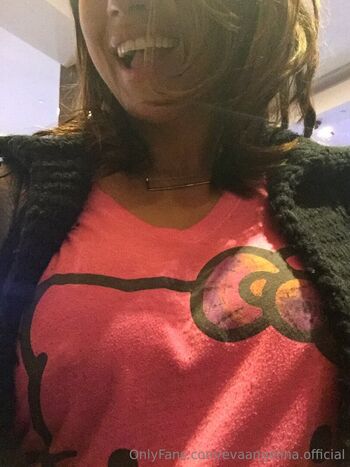Eva Angelina