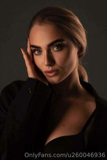 eva_e Leaked Nude OnlyFans (Photo 13)