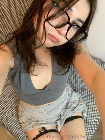 Eva Kross Leaked Nude OnlyFans (Photo 78)