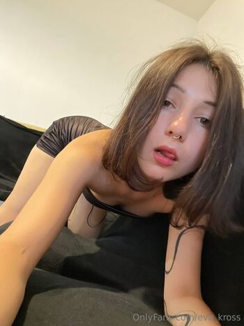 Eva Kross Leaked Nude OnlyFans (Photo 84)